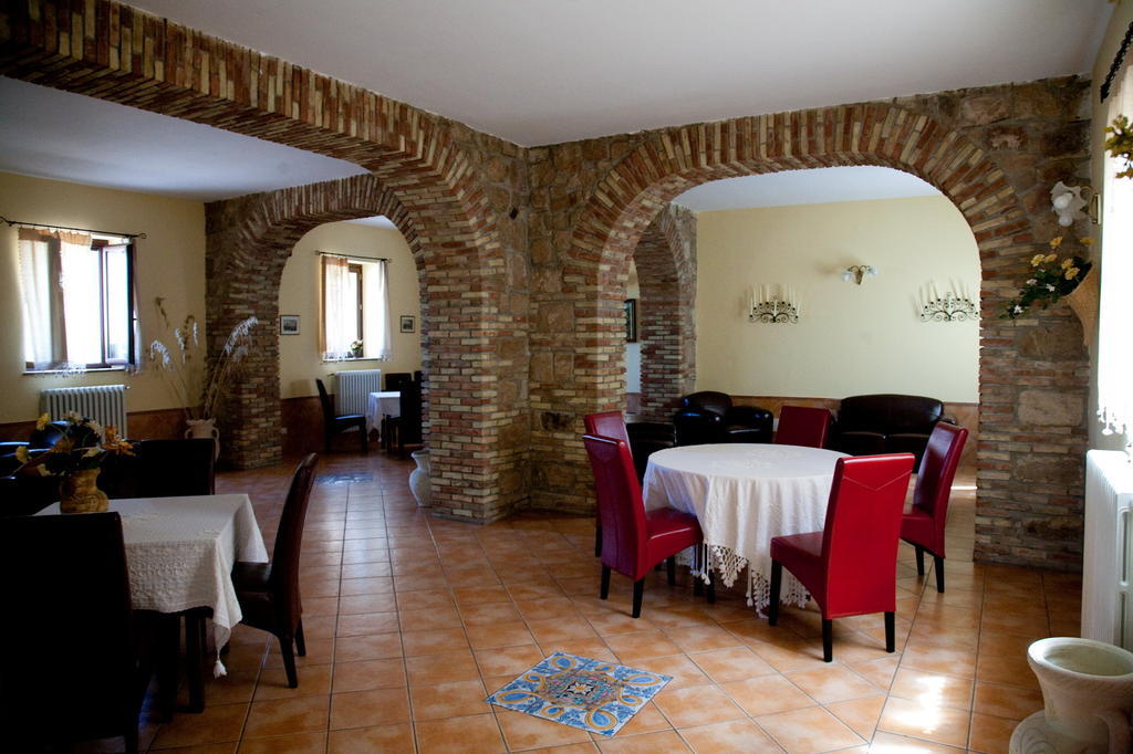 Masseria Rocca Di Gonato Castelbuono (Sicily) Exterior foto